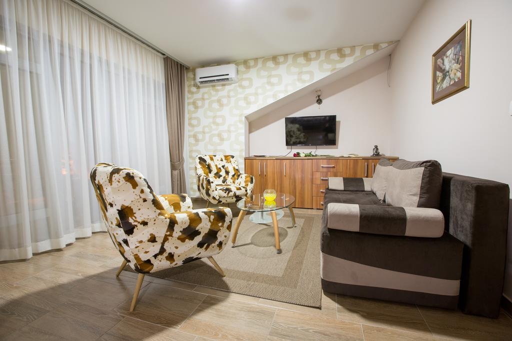 Apartmani Mg Nikšić Exterior foto
